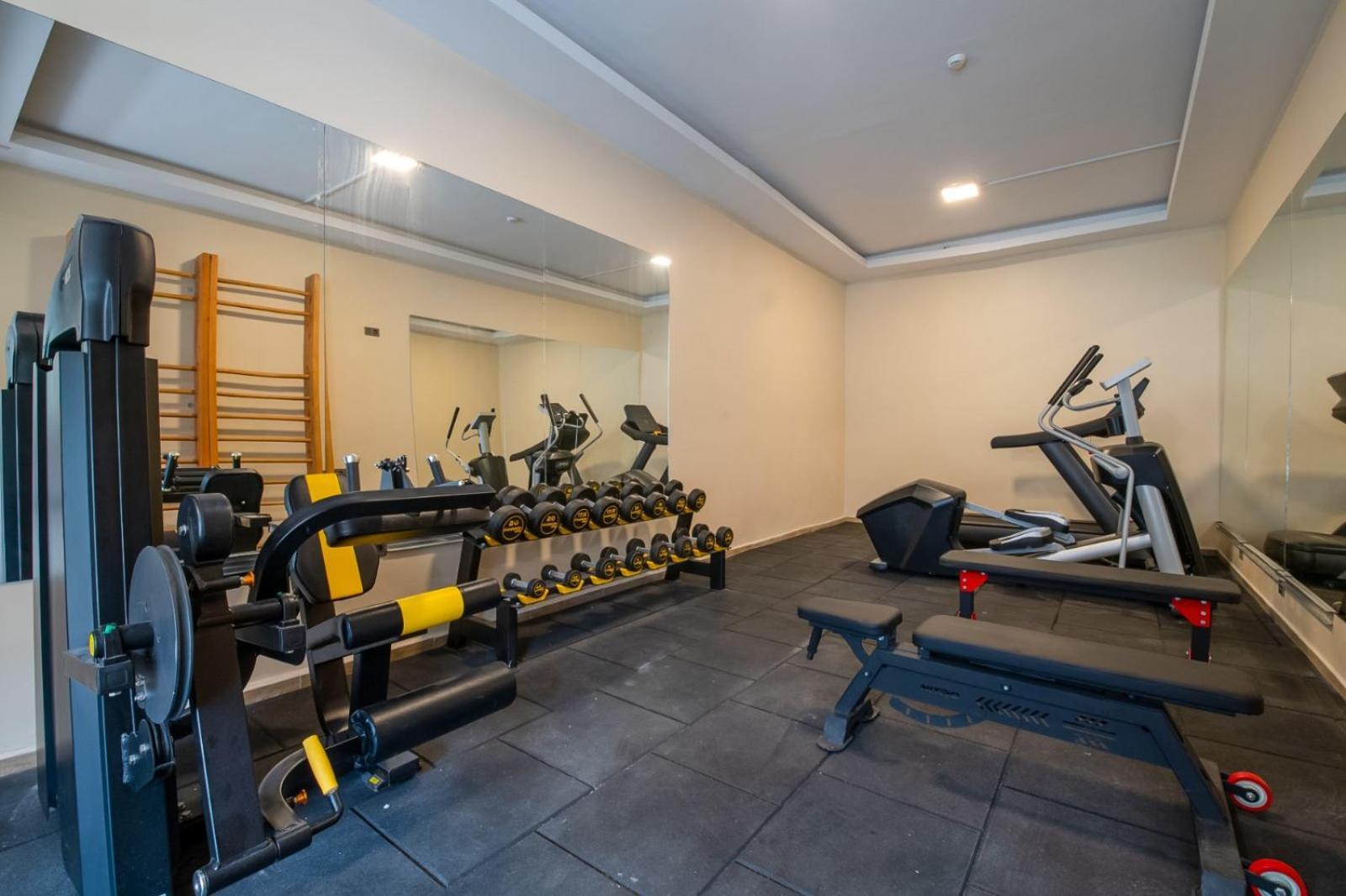Ramada By Wyndham Fethiye Oludeniz (Adults Only) Exterior foto