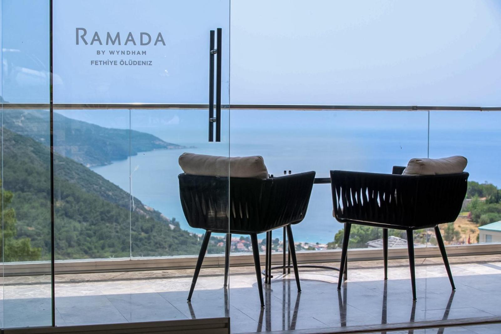 Ramada By Wyndham Fethiye Oludeniz (Adults Only) Exterior foto