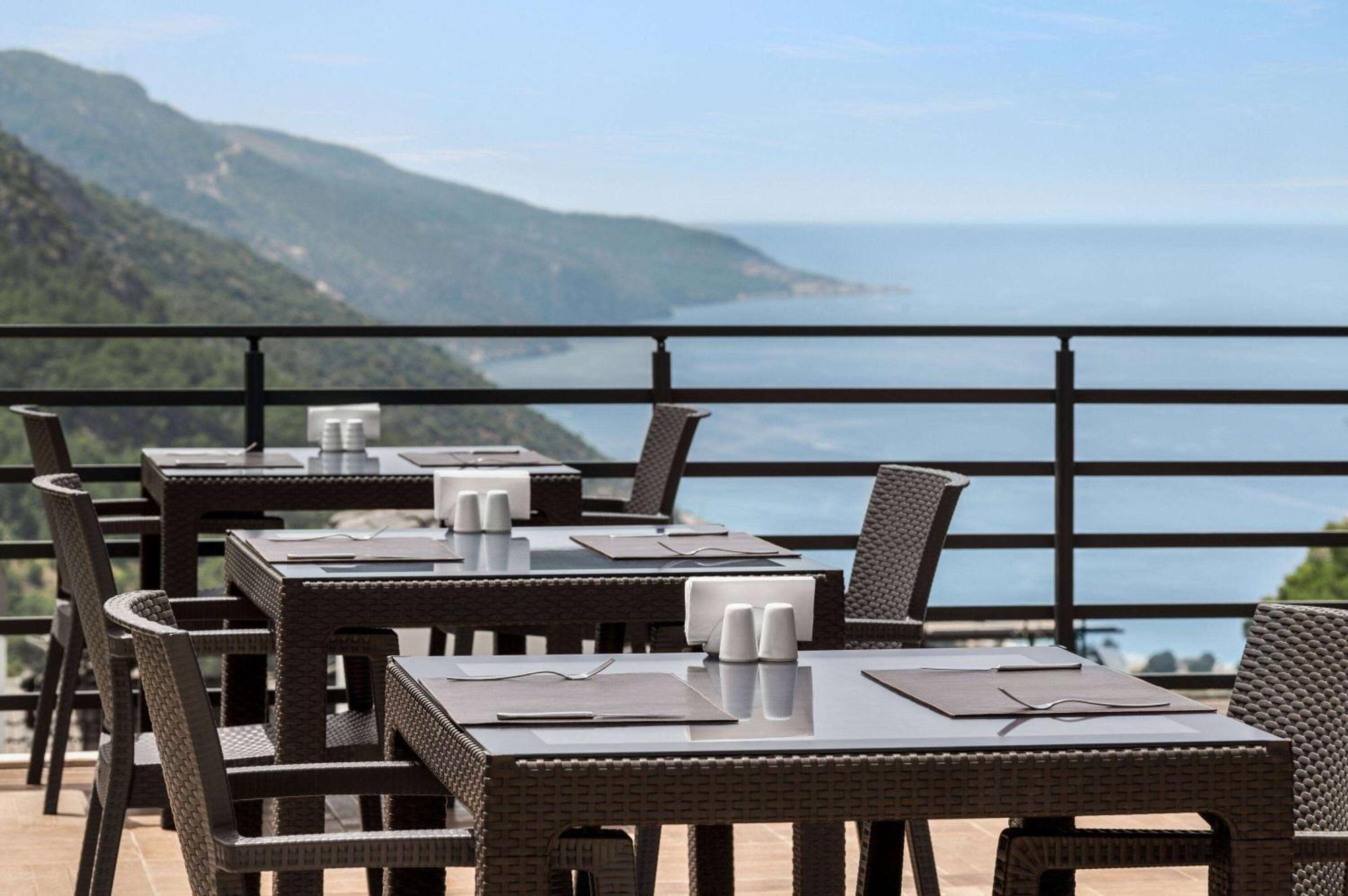 Ramada By Wyndham Fethiye Oludeniz (Adults Only) Exterior foto
