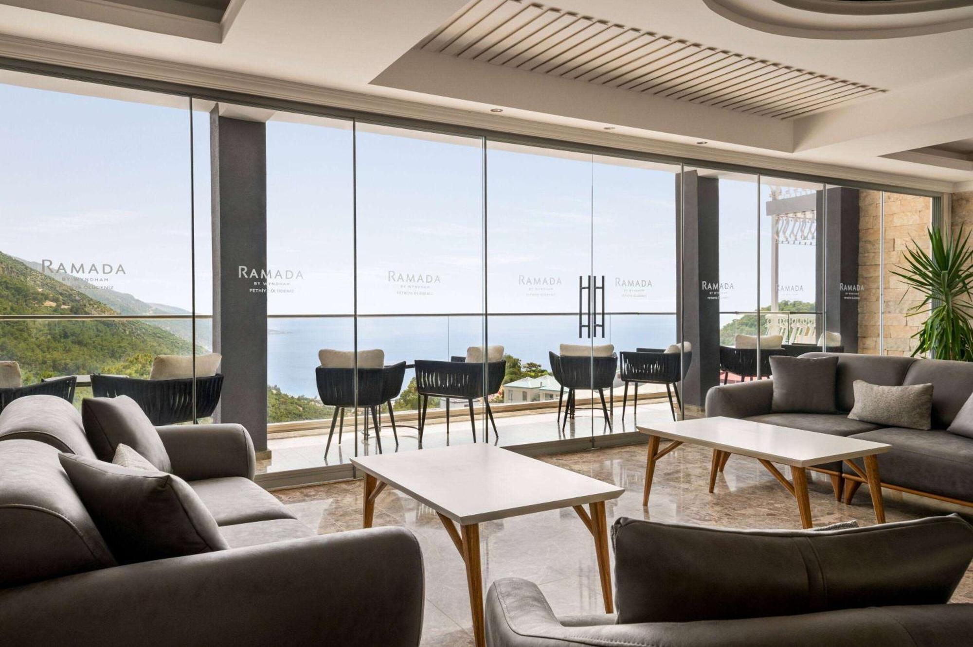 Ramada By Wyndham Fethiye Oludeniz (Adults Only) Exterior foto