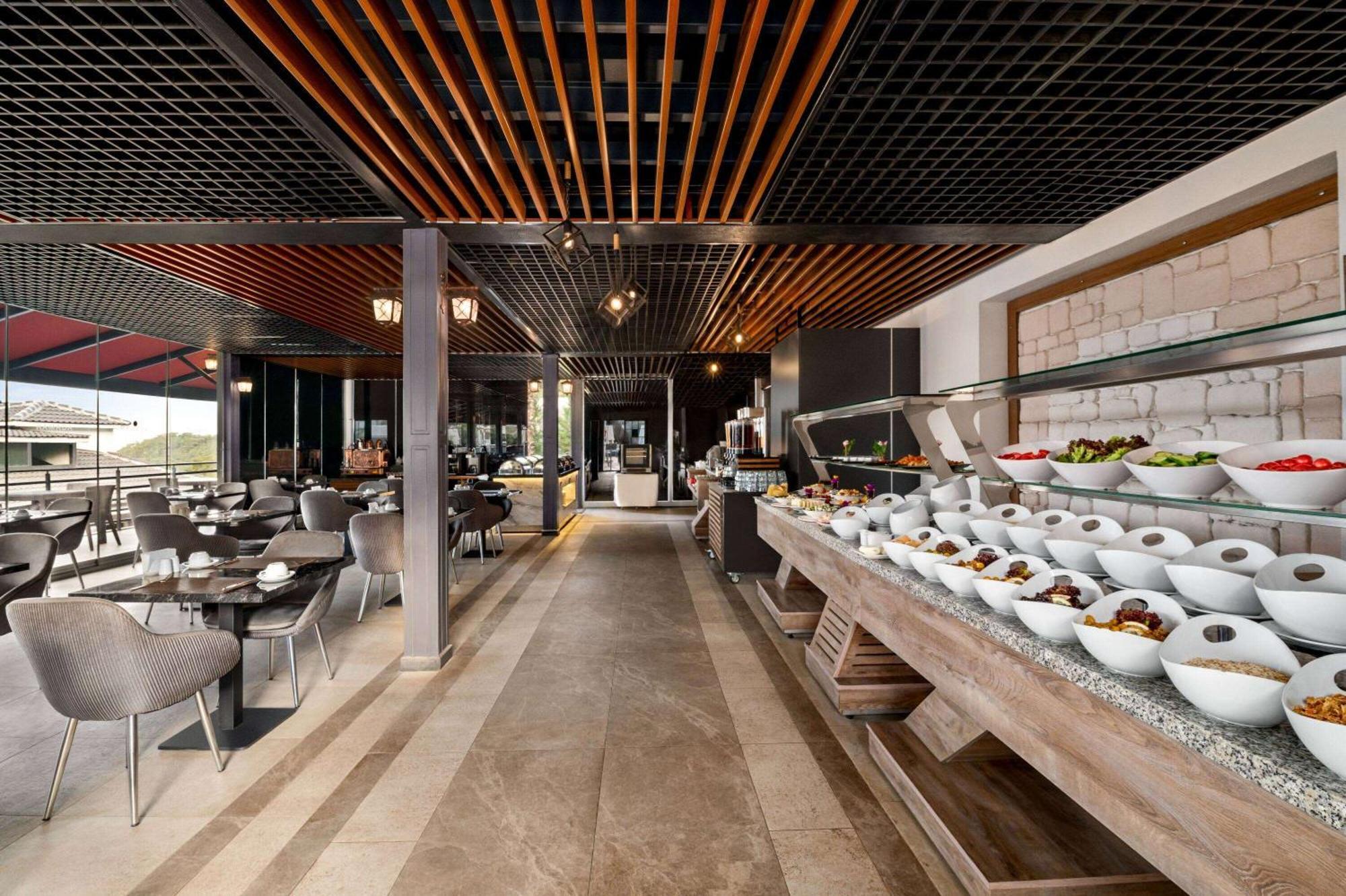Ramada By Wyndham Fethiye Oludeniz (Adults Only) Exterior foto